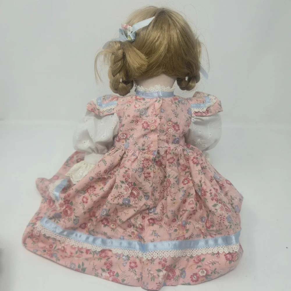 VTG 1989 Victoria Ashlea Originals Bette Ball Porcelain Doll Goebel Ltd Edition